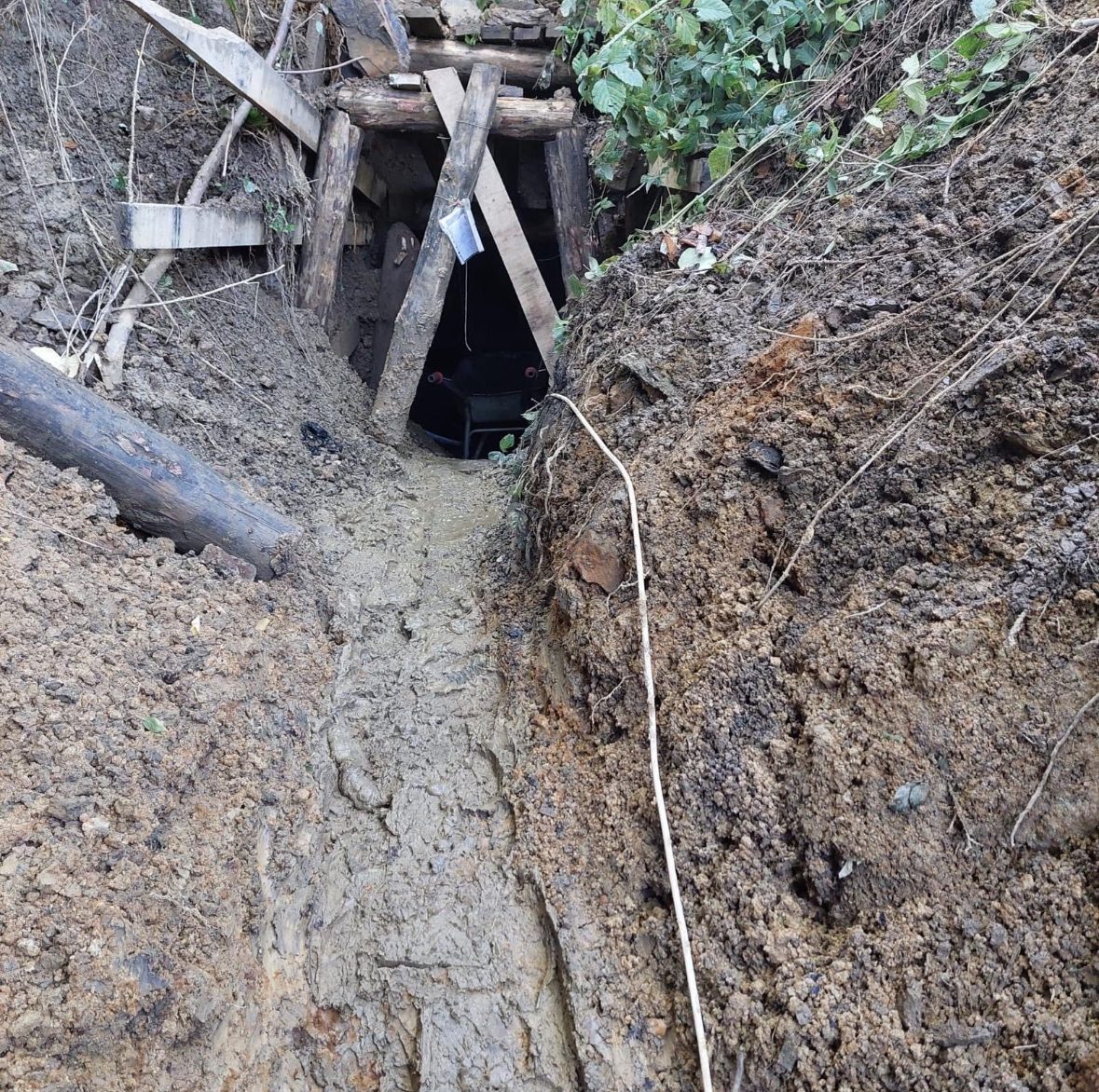 Zonguldak’ta ruhsatsız işletildiği belirlenen 3 maden ocağı kapatıldı. İl Emniyet