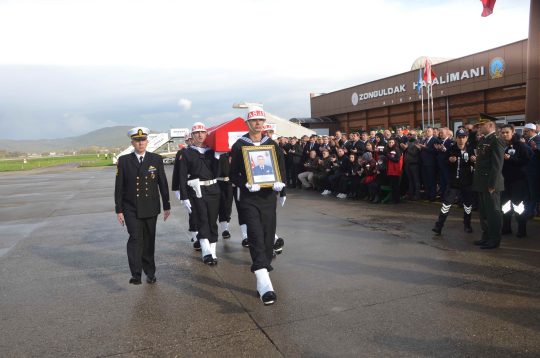 Gürcistan’da C-130 askeri kargo uçağının düşmesi sonucu şehit olan Kıdemli