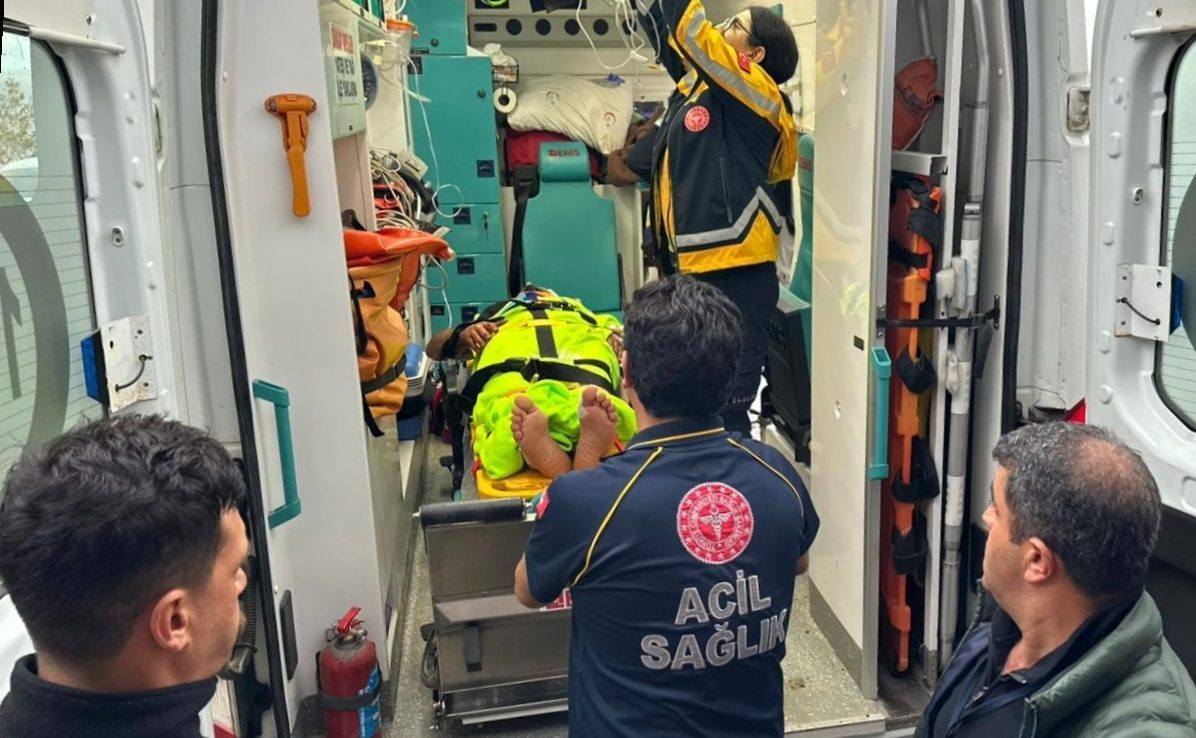 Kastamonu’nun Abana ilçesinde mantar toplarken ayının saldırısına uğrayan köy imamı