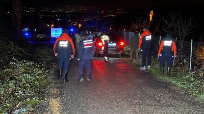 Bartın’da, ormanlık alanda kaybolan yaşlı kadını bulmak için çalışma başlatıldı.