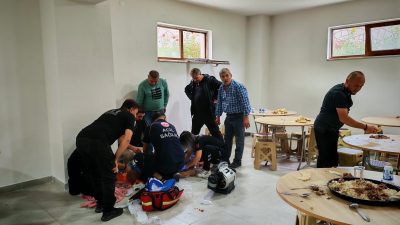 Bolu’nun Hıdırşeyhler köyünde düzenlenen Hacet etkinliğinde yediği et parçası nefes