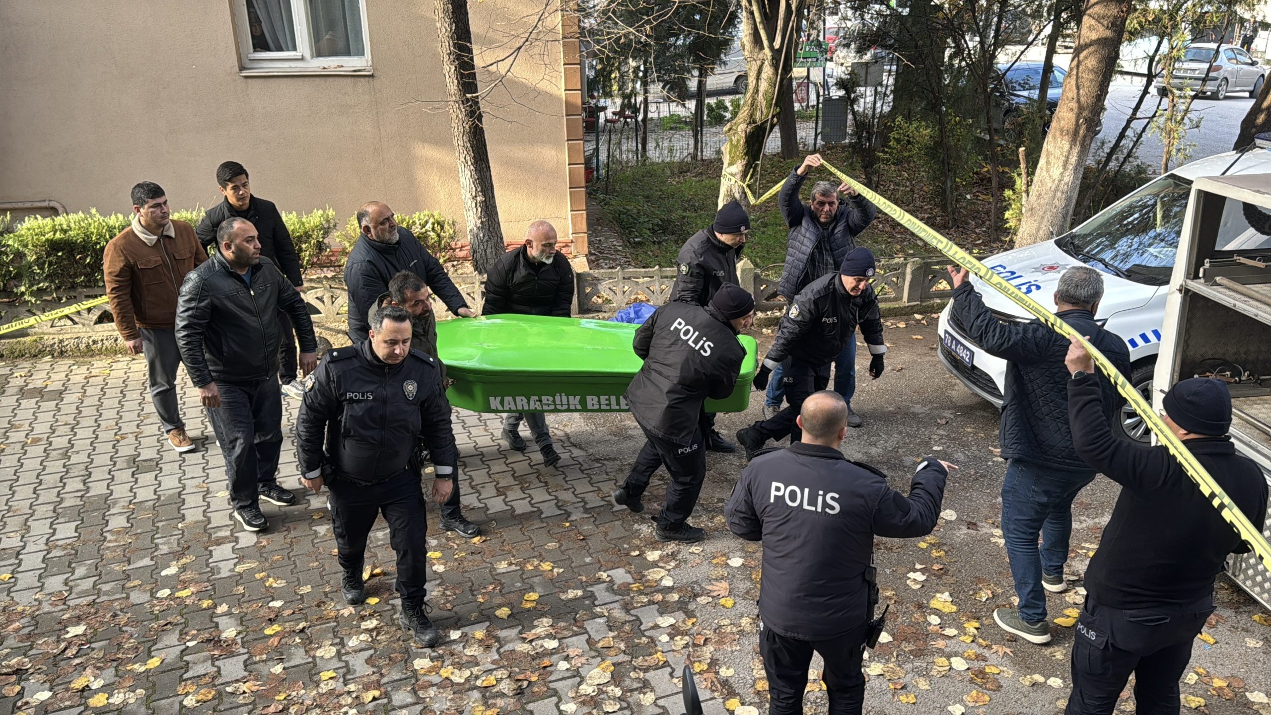 Karabük’te Türkmenistan uyruklu genç yolda yaşamını yitirmiş halde bulundu. Olay,