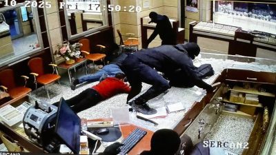 Karabük’ün Safranbolu ilçesinde bir kuyumcuya silahlı ve maskeli şekilde düzenlenen