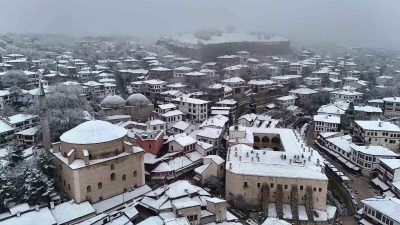 UNESCO Dünya Mirası Listesi’nde yer alan tarihi konaklar ve yapılar,