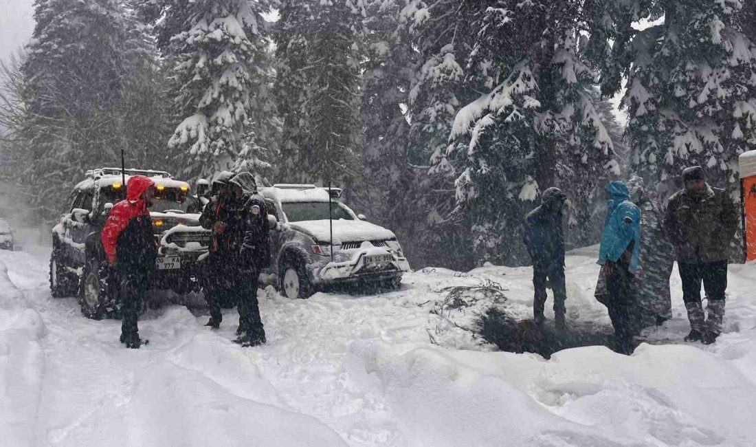Karabük’ün Sarıçiçek Yaylası’nda yoğun kar yağışı ve olumsuz hava şartları