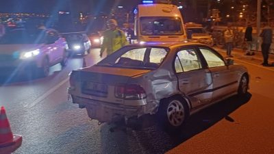 Karabük’te otomobil ile hafif ticari aracın çarpışması sonucu meydana gelen