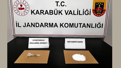 Karabük’te düzenlenen operasyonda sentetik ecza hap ve uyuşturucu madde ele