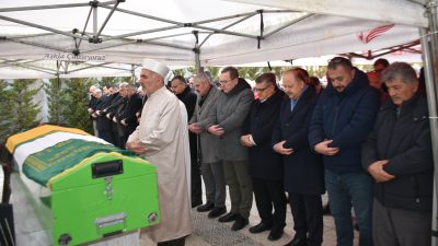 Kastamonu Valisi Meftun Dallı’nın vefat eden kayınvalidesi Alime Yalçın’ın cenazesi,