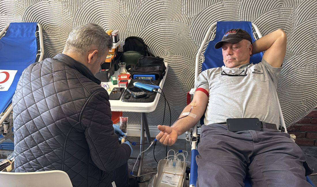 Karabük'te belediye işçisi Ahmet Karadeniz, 25 yıldır düzenli kan bağışında