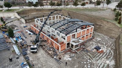 Karabük’te spor altyapısını güçlendirecek önemli bir yatırım daha hayata geçiriliyor.