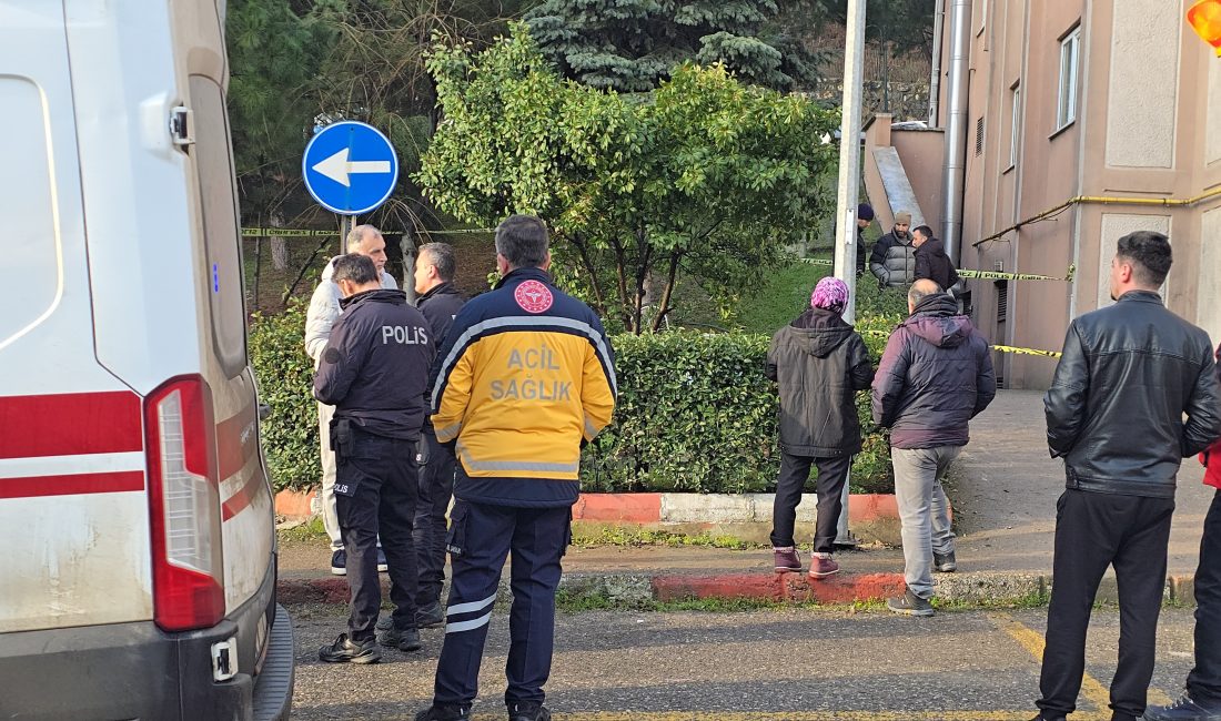 Karabük’te bir apartmanın 5. katındaki daireden düşen yaşlı kadın yaşamını