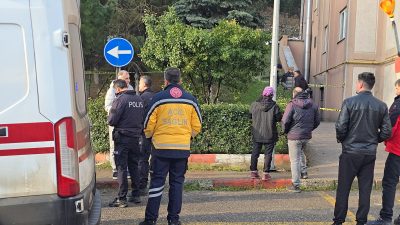 Karabük’te bir apartmanın 5. katındaki daireden düşen yaşlı kadın yaşamını