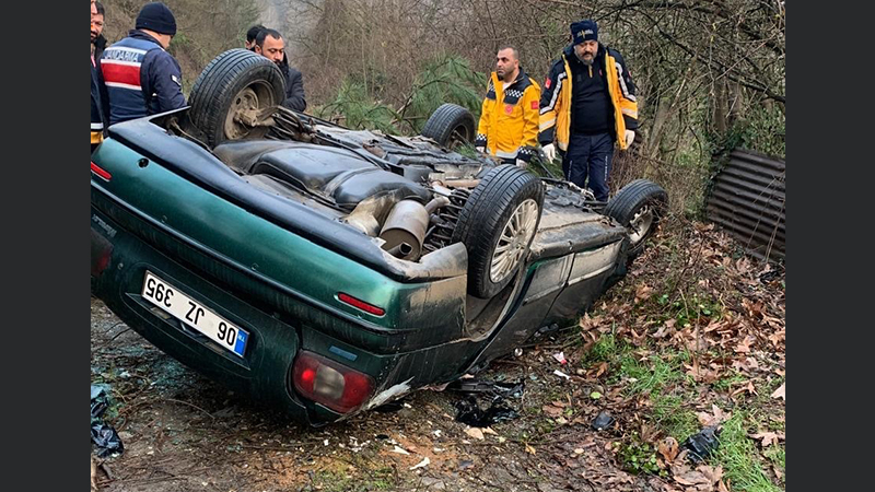 Karabük’ün Yenice ilçesinde kontrolden çıkan otomobilin takla atması sonucu 1