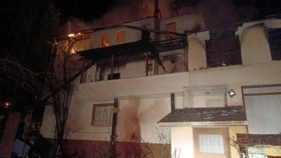 Karabük’ün Safranbolu ilçesine bağlı Sarıahmetli köyünde 3 katlı bir evde