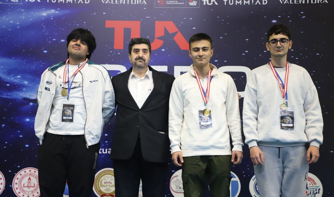 Türkiye Uzay Ajansı (TUA) tarafından bilim ve teknoloji meraklısı gençlerin