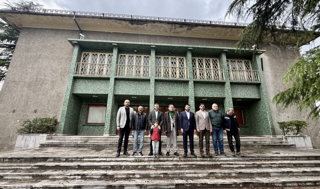 AK Parti Karabük milletvekilleri Cem Şahin ve Durmuş Ali Keskinkılıç, Karabük Belediye Başkanı Özkan