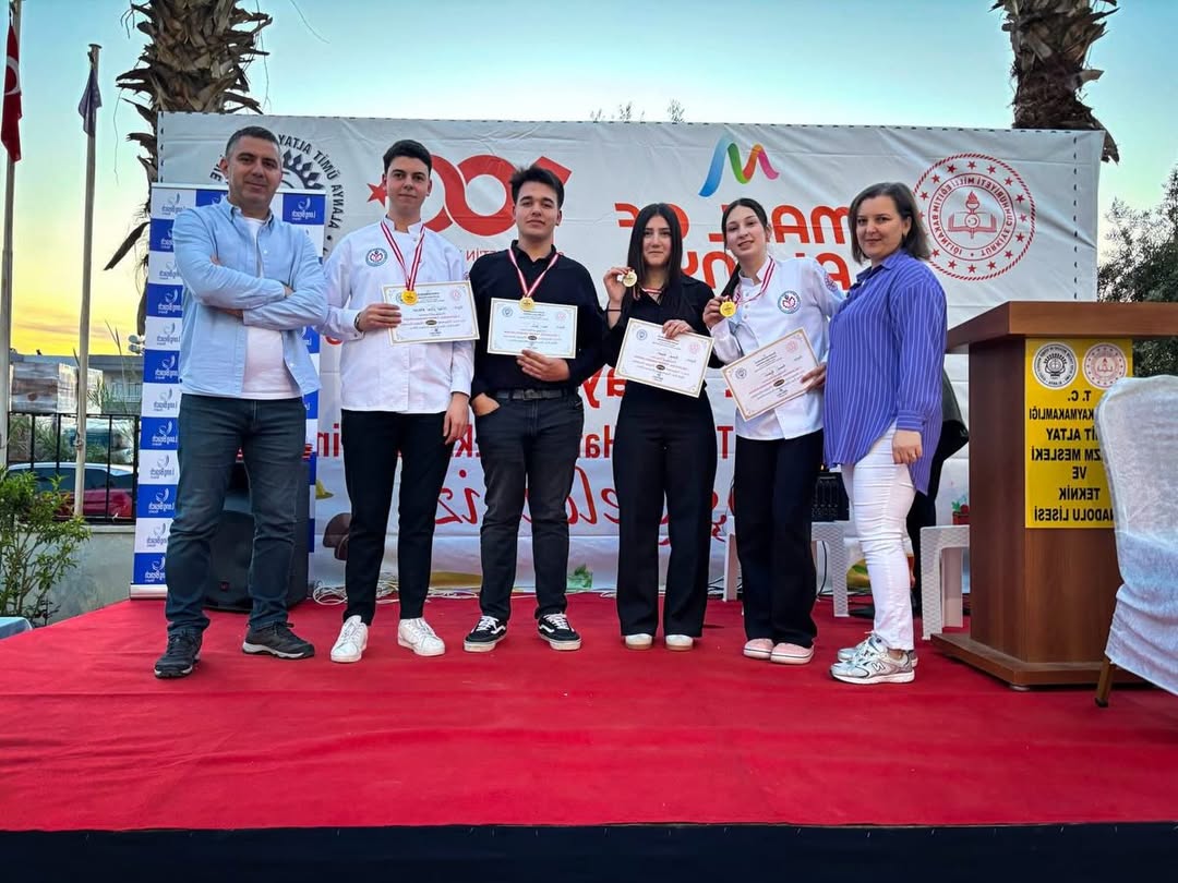 Karabük’ün Eflani ilçesinden hemşehrimiz Murat Aydemir’in kızı Damla Aydemir, bölgesindeki