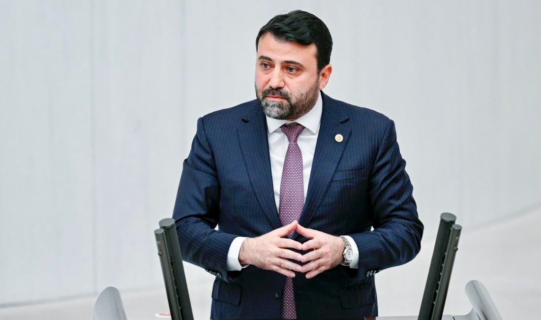 AK Parti Genel Sekreter Yardımcısı ve Karabük Milletvekili Cem Şahin,