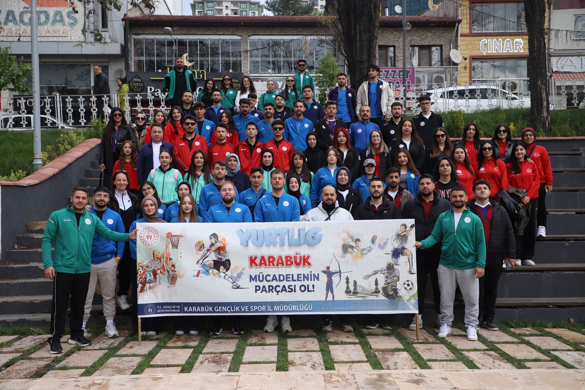 Karabük’te devam eden Yurtlig Badminton Karadeniz Grup (1) ve Grup