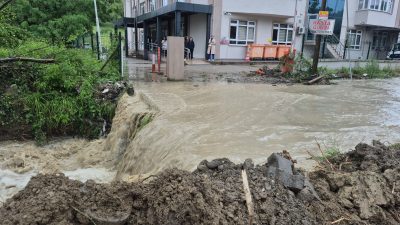 Bartın‘da sarı kodla yapılan sağanak uyarısının ardından il genelinde 5