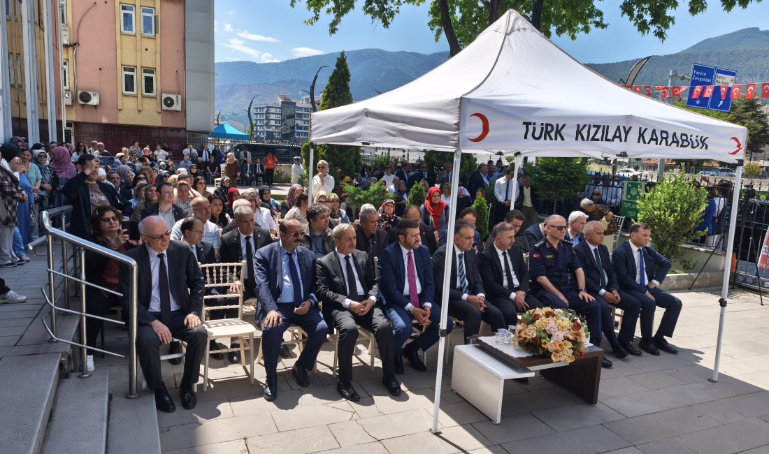 Karabük Milli Eğitim Müdürlüğünce “Hayat Boyu Öğrenme Haftası” dolayısıyla sergi açılışı