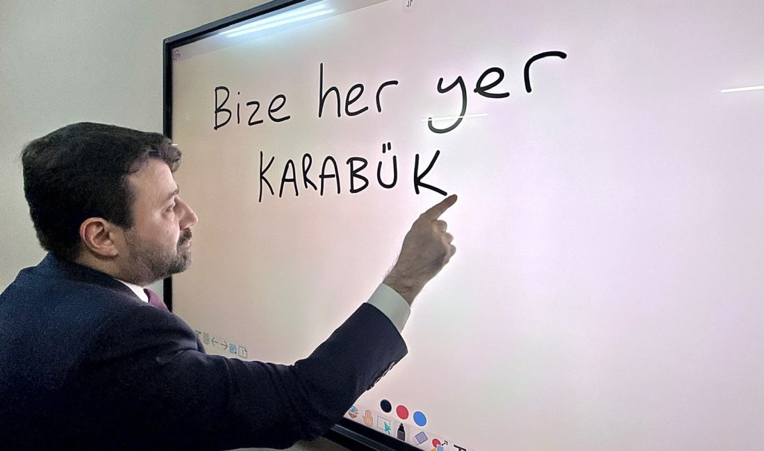 AK Parti Genel Sekreter Yardımcısı ve Karabük Milletvekili Cem Şahin,