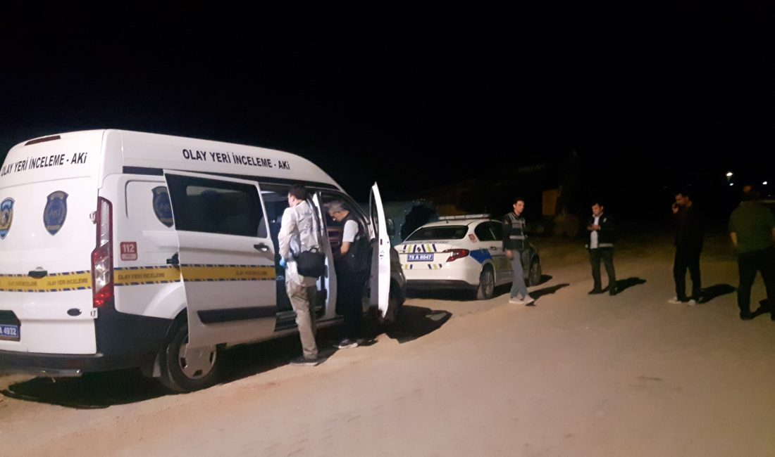 Karabük'ün Eflani ilçesinde, üçüncü kattaki evinin balkonundan düşen yaşlı adam