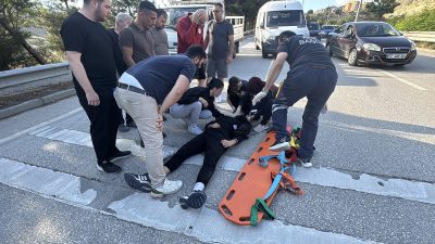Karabük’ün Safranbolu ilçesinde kontrolden çıkarak devrilen motosikletin sürücüsü yaralandı.