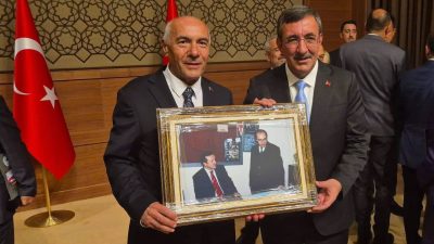 Ankara’da Cumhurbaşkanlığı külliyesinde, Türkiye Basın Federasyonu tarafından organize edilen “11.