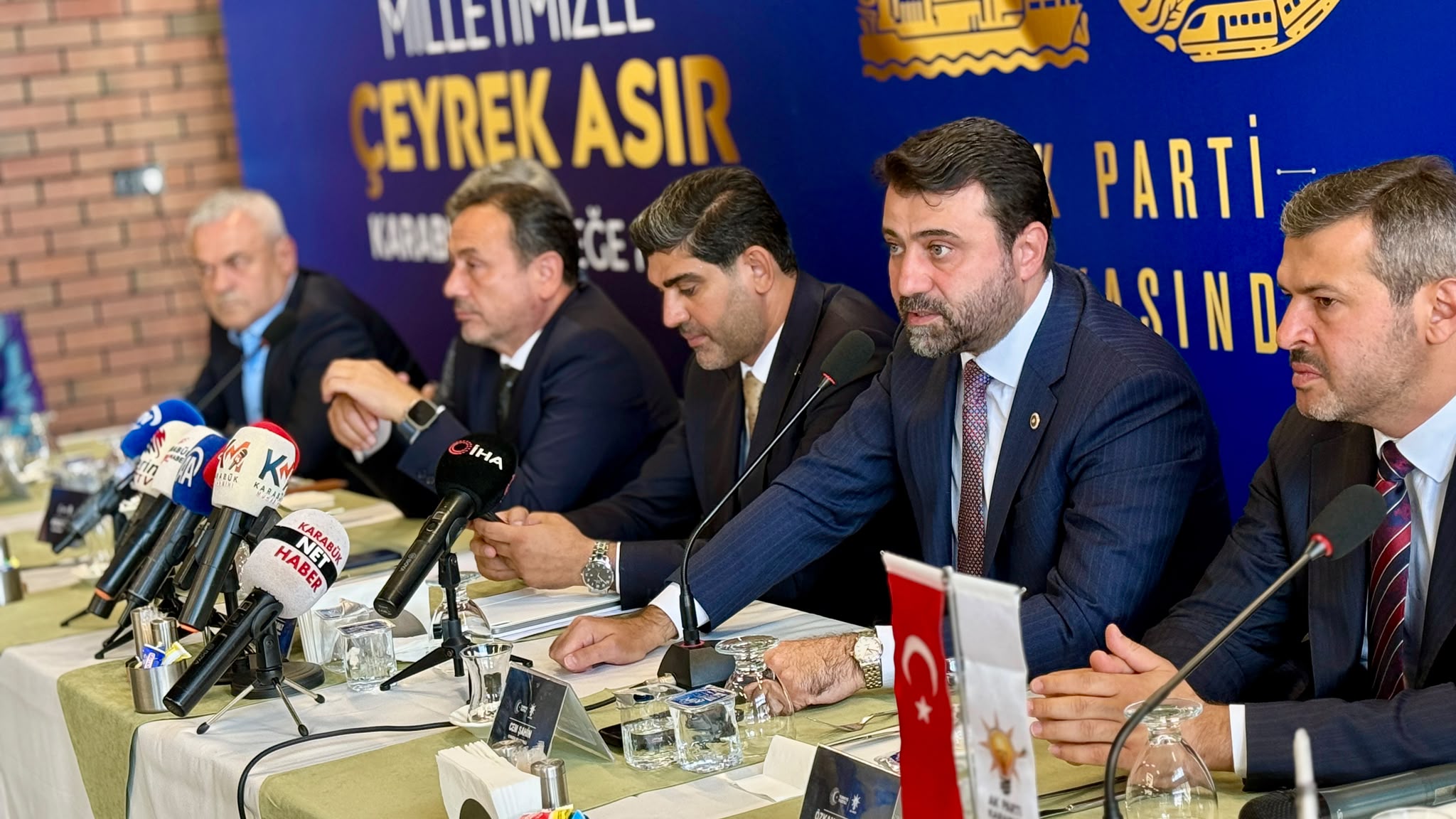 AK Parti Genel Sekreter Yardımcısı ve Karabük Milletvekili Cem Şahin,